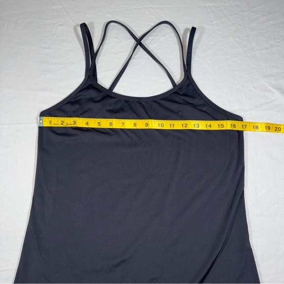 Grey Fabletics strappy tank top Size Medium - Picture 6 of 7